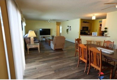 Welcome to this charming 2-bedroom, 2-bathroom fully furnished on The Links of Spruce Creek in Florida - for sale on GolfHomes.com, golf home, golf lot