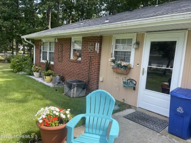Welcome to this beautifully updated 2-bedroom, 1-bath attached on Greenbriar Woodlands in New Jersey - for sale on GolfHomes.com, golf home, golf lot