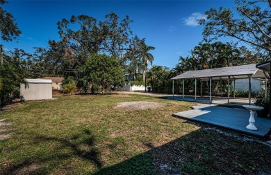 Oversized lot, excellent location and walkable to hip local on The Renaisssance Vinoy Golf Club in Florida - for sale on GolfHomes.com, golf home, golf lot