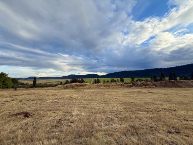 Beautiful Running Y Ranch Resort homesite with wide sweeping on Running Y Ranch Resort in Oregon - for sale on GolfHomes.com, golf home, golf lot
