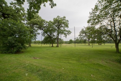 Imagine customizing your own space in this 2-bed, 2-bath condo on River Oaks Golf Course in Illinois - for sale on GolfHomes.com, golf home, golf lot