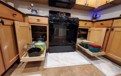 Welcome to your energy efficient home equipped with a new roof on Arlington Ridge Golf Club in Florida - for sale on GolfHomes.com, golf home, golf lot