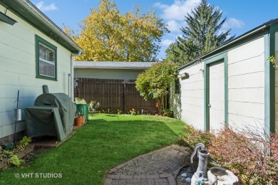 This delightful two-story, 3-bedroom, 2-bathroom home has been on Cedardell Golf Club in Illinois - for sale on GolfHomes.com, golf home, golf lot