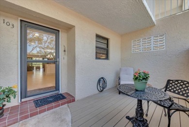 Embrace coastal dwelling in this fully updated condo, ideally on Jupiter Dunes Golf Course in Florida - for sale on GolfHomes.com, golf home, golf lot