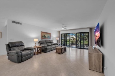Embrace coastal dwelling in this fully updated condo, ideally on Jupiter Dunes Golf Course in Florida - for sale on GolfHomes.com, golf home, golf lot