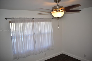 Great price reduction on a ready to enjoy condo in Phase 3! on Sunrise Lakes Phase III in Florida - for sale on GolfHomes.com, golf home, golf lot