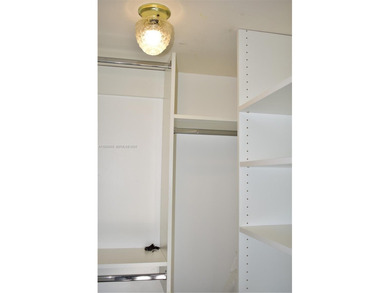 Great price reduction on a ready to enjoy condo in Phase 3! on Sunrise Lakes Phase III in Florida - for sale on GolfHomes.com, golf home, golf lot