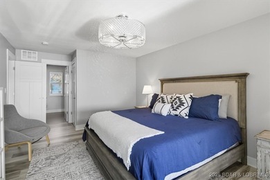 This truly spectacular Walk-in level Waterfront condo. Has on Seasons Ridge At Four Seasons in Missouri - for sale on GolfHomes.com, golf home, golf lot