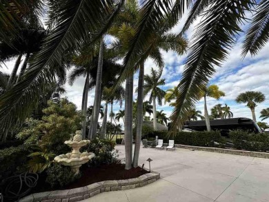 367 NW Foursome Lane on St. Lucie Trail Golf Club in Florida - for sale on GolfHomes.com, golf home, golf lot