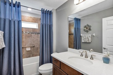 IMMACULATELY MAINTAINED 3 BEDROOM, 2 BATH LOW-MAINTENANCE STUCCO on Arlington Ridge Golf Club in Florida - for sale on GolfHomes.com, golf home, golf lot