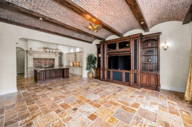 One or more photo(s) has been virtually staged. Welcome to the on The Renaisssance Vinoy Golf Club in Florida - for sale on GolfHomes.com, golf home, golf lot