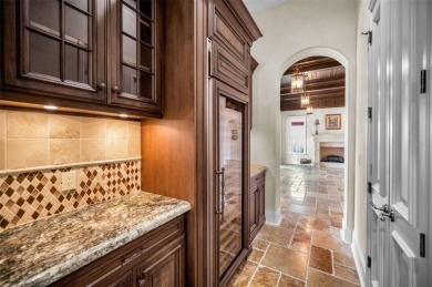 One or more photo(s) has been virtually staged. Welcome to the on The Renaisssance Vinoy Golf Club in Florida - for sale on GolfHomes.com, golf home, golf lot