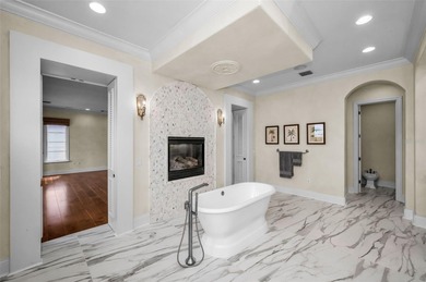 One or more photo(s) has been virtually staged. Welcome to the on The Renaisssance Vinoy Golf Club in Florida - for sale on GolfHomes.com, golf home, golf lot