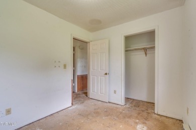 Investment opportunity! This home is loaded with potential. It on Mc Donald Hills Golf Club in Tennessee - for sale on GolfHomes.com, golf home, golf lot