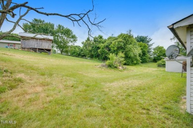Investment opportunity! This home is loaded with potential. It on Mc Donald Hills Golf Club in Tennessee - for sale on GolfHomes.com, golf home, golf lot