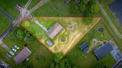 Investment opportunity! This home is loaded with potential. It on Mc Donald Hills Golf Club in Tennessee - for sale on GolfHomes.com, golf home, golf lot