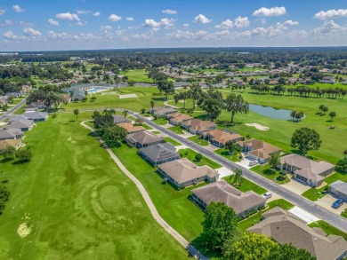 Beautiful and move-in-ready 3BR/2BA golf course home located in on Ocala Palms Golf and Country Club in Florida - for sale on GolfHomes.com, golf home, golf lot