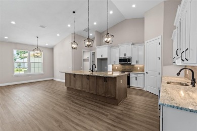 Welcome to a gorgeous custom built 4/3 home in Juliette Falls - on Juliette Falls Golf and Spa Club in Florida - for sale on GolfHomes.com, golf home, golf lot
