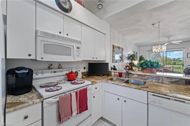 Wonderful golf course living in this 2 bed/2 bath condo on Highland Woods Golf and Country Club in Florida - for sale on GolfHomes.com, golf home, golf lot