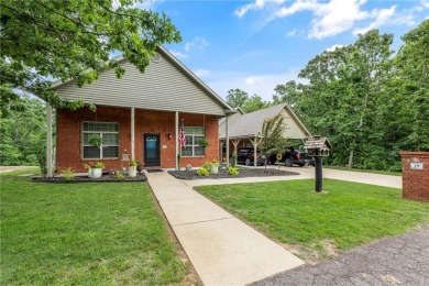 Welcome to your private escape in Bella Vista, Arkansas! Tucked on Bella Vista Country Club - Highlands in Arkansas - for sale on GolfHomes.com, golf home, golf lot