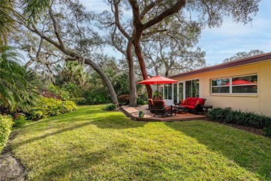 Presenting A Polished Retreat in Fairway Estates! 
A welcoming on The Dunedin Country Club in Florida - for sale on GolfHomes.com, golf home, golf lot