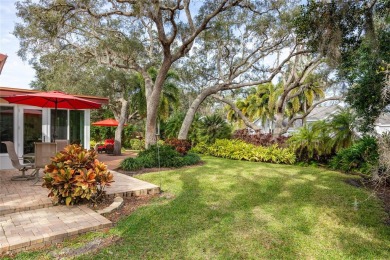 Presenting A Polished Retreat in Fairway Estates! 
A welcoming on The Dunedin Country Club in Florida - for sale on GolfHomes.com, golf home, golf lot