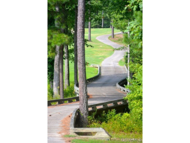 Private wooded home site in Chesdin Landing community. Make this on Lake Chesdin Golfers Club in Virginia - for sale on GolfHomes.com, golf home, golf lot