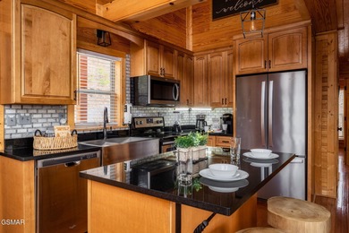 This 2-bedroom, 2-bath cabin is located in the desirable Cobbly on Bent Creek Golf Course in Tennessee - for sale on GolfHomes.com, golf home, golf lot