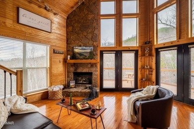 This 2-bedroom, 2-bath cabin is located in the desirable Cobbly on Bent Creek Golf Course in Tennessee - for sale on GolfHomes.com, golf home, golf lot