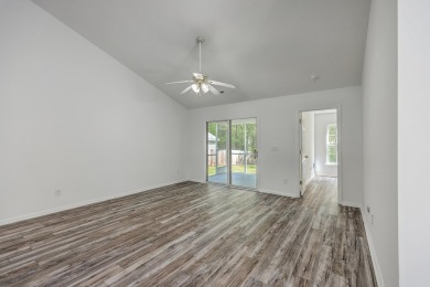 Brand New Roof! This home is perfect if you want something that on Golf Club At Wescott Plantation in South Carolina - for sale on GolfHomes.com, golf home, golf lot