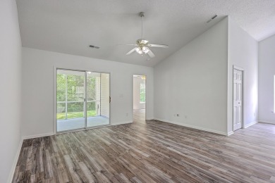 Brand New Roof! This home is perfect if you want something that on Golf Club At Wescott Plantation in South Carolina - for sale on GolfHomes.com, golf home, golf lot