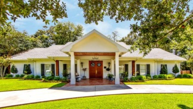 STUNNING and Architecturally Redesigned! Interior and Exterior!! on Ellendale Country Club in Louisiana - for sale on GolfHomes.com, golf home, golf lot