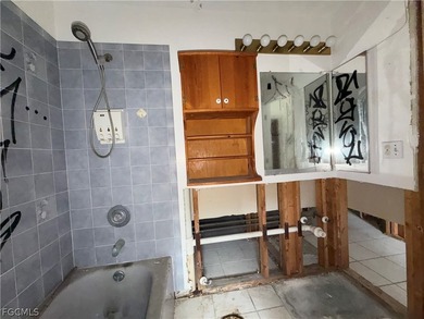 If you are looking for a project that allows you to start truly on Burnt Store Golf Club in Florida - for sale on GolfHomes.com, golf home, golf lot