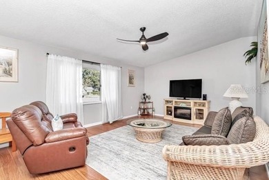 Fabulous, updated 2-bedroom 2 bath Palm model on the Golf Course on The Links of Spruce Creek in Florida - for sale on GolfHomes.com, golf home, golf lot