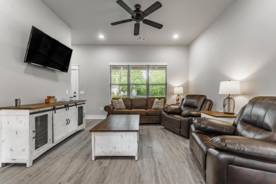 Discover serene living in Bella Vista! This beautifully on Bella Vista Country Club - Highlands in Arkansas - for sale on GolfHomes.com, golf home, golf lot