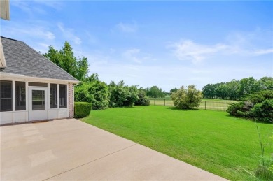 Magnificent home right on the Stonebridge Meadows golf course on Stonebridge Meadows Golf Club in Arkansas - for sale on GolfHomes.com, golf home, golf lot