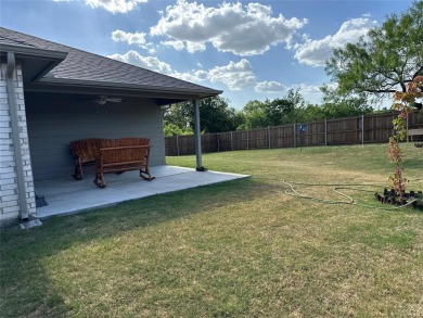 Beautiful 3 bedroom, 2 bath home conveniently located near the on The Club At Runaway Bay in Texas - for sale on GolfHomes.com, golf home, golf lot