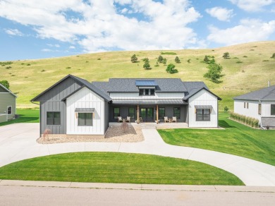 Listed by Shauna Sheets, KWBH, . This custom built and designed on Hart Ranch Golf Club in South Dakota - for sale on GolfHomes.com, golf home, golf lot