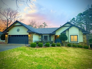 This stunning single family home at 10 Magnifico Way in Hot on Ponce De Leon Golf Course in Arkansas - for sale on GolfHomes.com, golf home, golf lot