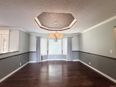 This stunning single family home at 10 Magnifico Way in Hot on Ponce De Leon Golf Course in Arkansas - for sale on GolfHomes.com, golf home, golf lot