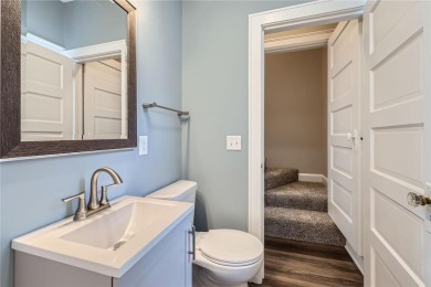 Super cute and cozy home in wonderful NorthEast neighborhood on Columbia Golf Club in Minnesota - for sale on GolfHomes.com, golf home, golf lot