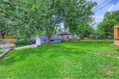 Super cute and cozy home in wonderful NorthEast neighborhood on Columbia Golf Club in Minnesota - for sale on GolfHomes.com, golf home, golf lot