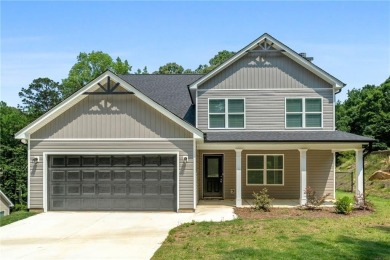 Experience this stunning 3 bedroom, 2 & 1/2 bath home on Turtle Cove Golf Course in Georgia - for sale on GolfHomes.com, golf home, golf lot