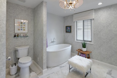 Decorators own fabulous home.  Renovated 5 years ago to on  in Florida - for sale on GolfHomes.com, golf home, golf lot