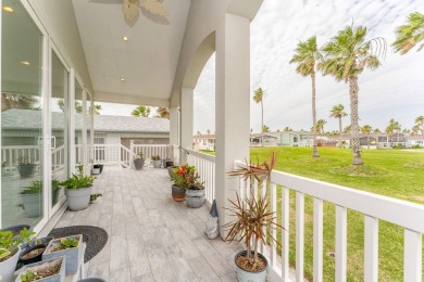 This beautiful 3-bedroom 2 bath custom built home has it all! It on Long Island Golf Course in Texas - for sale on GolfHomes.com, golf home, golf lot