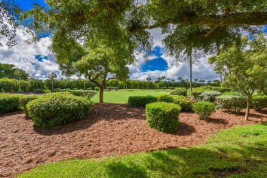 Decorators own fabulous home.  Renovated 5 years ago to on  in Florida - for sale on GolfHomes.com, golf home, golf lot