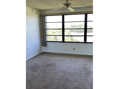 Large and bright condo. 2BR/2BA + extra large laundry room. All on Bear Lakes Country Club in Florida - for sale on GolfHomes.com, golf home, golf lot