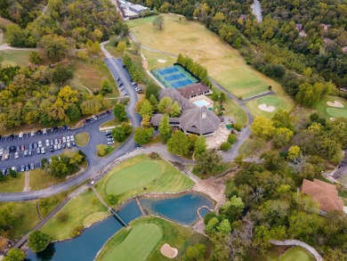 Gorgeous, almost level lot in the prestigious Stonebridge on Ledgestone Country Club and Golf Course in Missouri - for sale on GolfHomes.com, golf home, golf lot