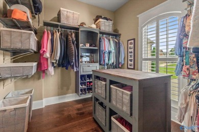 Five bedrooms, 4 baths, spacious living room, open kitchen and on Canebrake Golf Club in Alabama - for sale on GolfHomes.com, golf home, golf lot