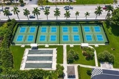 This is what your have been waiting for LOCATION, LOCATION on The Landings Yacht, Golf and Tennis Club in Florida - for sale on GolfHomes.com, golf home, golf lot